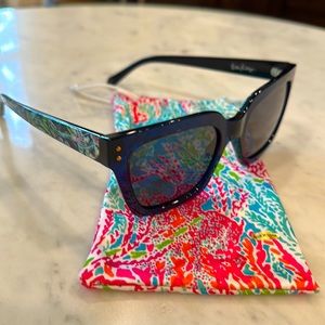 NWOT Lilly Pulitzer Celine 54mm Polarized Sunglasses